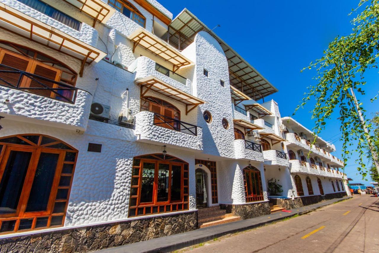 Grand Hotel Leon Marino Galapagos Puerto Ayora  Exterior photo